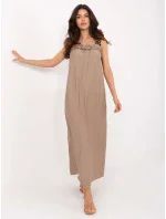 Sukienka MI SK model 21190967 ciemny bezowy - FPrice