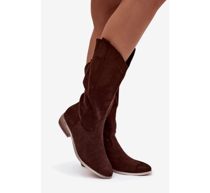 Kovbojky Na Nízkém Podpatku Z Eko Semiše Čokoládové model 21757733 - Boto Kovbojky Na Nízkém Podpatku Z Eko Semiše Čokoládové model 21757733 - Boto