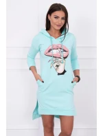 Šaty s delšími zády a barevným potiskem mint Šaty s delšími zády a barevným potiskem mint