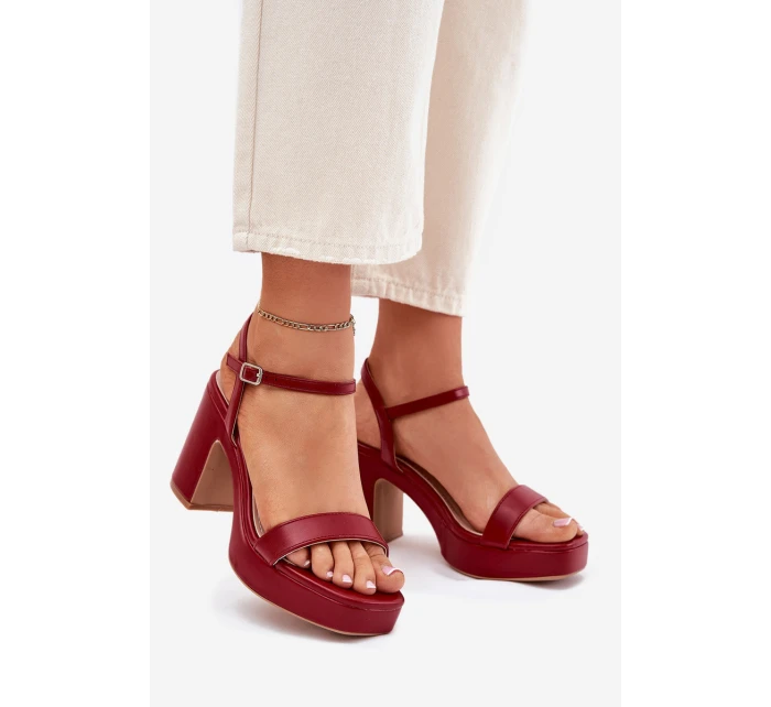 Eko kožené sandály na podpatku bordové model 21699445 - Boto Eko kožené sandály na podpatku bordové model 21699445 - Boto