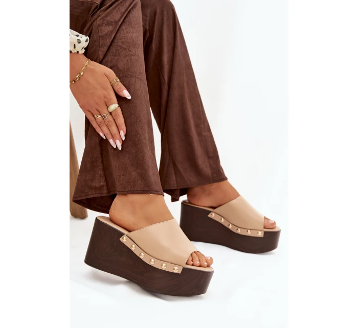 Dámské nazouváky na platformě s béžové model 21918817 - Boto Dámské nazouváky na platformě s béžové model 21918817 - Boto