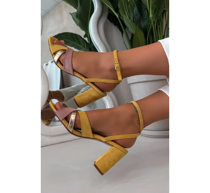 Dámské sandály na podpatku s pásky Eko semiš žluté model 21937474 - Boto