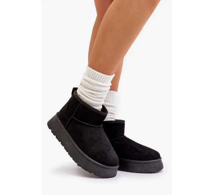 Nízké dámské sněhule na platformě zateplené kožíškem černé Saldren Nízké dámské sněhule na platformě zateplené kožíškem černé Saldren