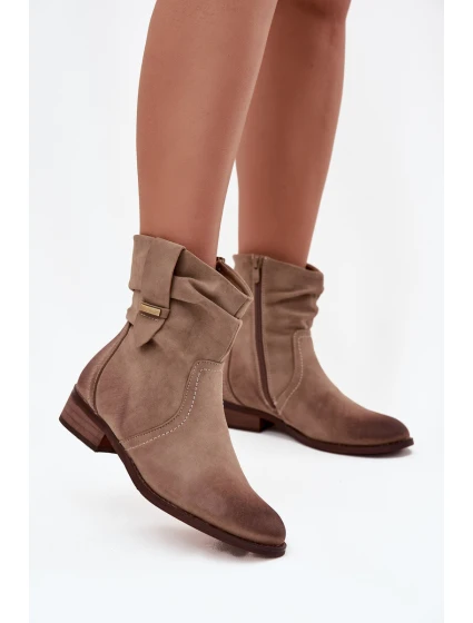 Dámské kotníkové boty na nízkém podpatku s mačkáním zateplené khaki Gracia Dámské kotníkové boty na nízkém podpatku s mačkáním zateplené khaki Gracia