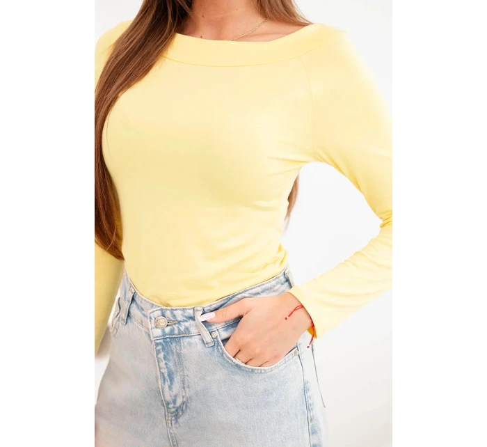Dámská viskózová blůza s širokým výstřihem a dlouhým rukávem žlutá Dámská viskózová blůza s širokým výstřihem a dlouhým rukávem žlutá