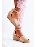Pohodlné dámské sandály na klínu Světle růžová Dellia Pohodlné dámské sandály na klínu Světle růžová Dellia