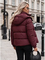 Kurtka damska zimowa pikowana z kapturem bordowa FashionStreet TY5749 Kurtka damska zimowa pikowana z kapturem bordowa FashionStreet TY5749