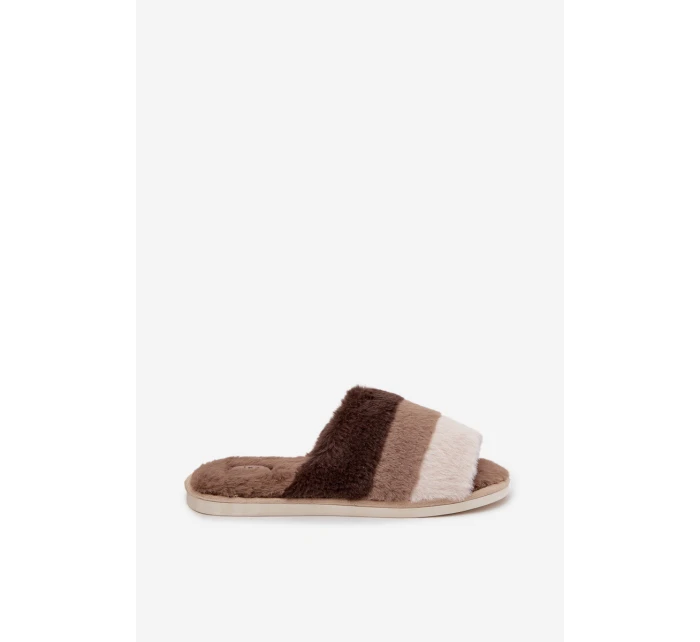 Kožešinové dámské pantofle s pruhy hnědé model 21744825 - Boto Kožešinové dámské pantofle s pruhy hnědé model 21744825 - Boto