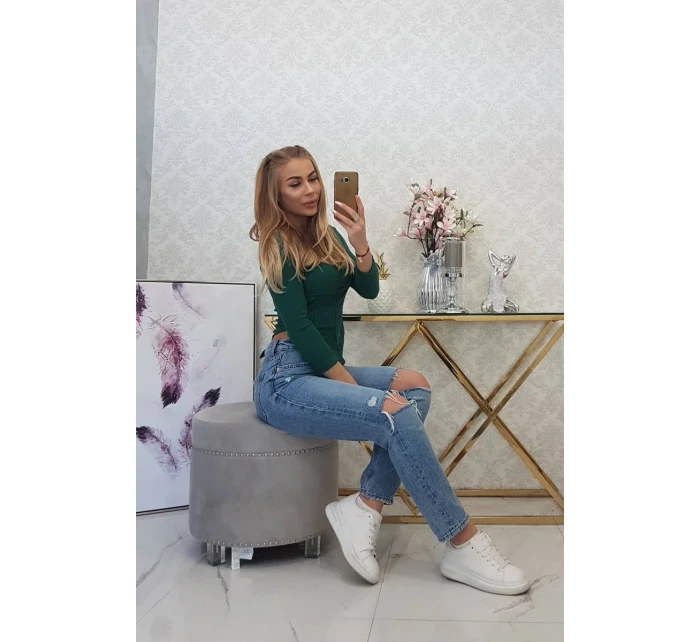 Tmavě zelená halenka s žebrovaným výstřihem