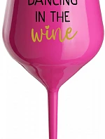 DANCING IN THE WINE - růžový nerozbitný pohár na víno 470 ml