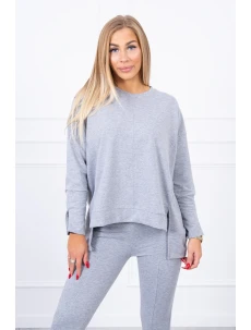 Souprava s oversize šedou halenkou