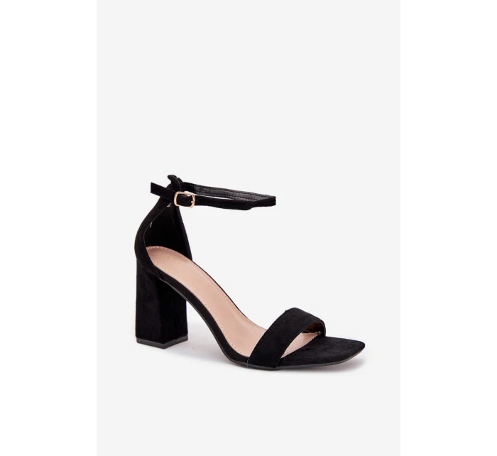Dámské Sandály Na Podpatku Z Eko Semiše Černé Elirae Dámské Sandály Na Podpatku Z Eko Semiše Černé Elirae