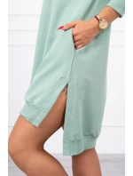 Šaty s kapucí a delšími zády tmavě mátové Šaty s kapucí a delšími zády tmavě mátové