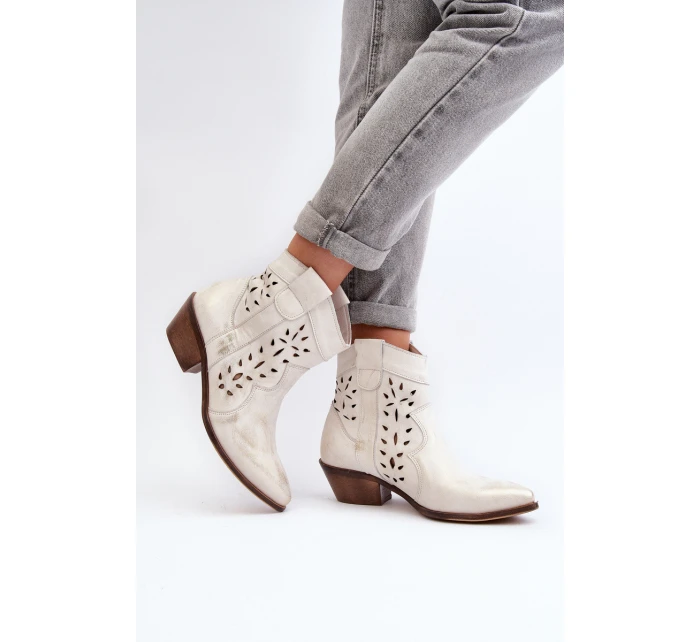 Kožené botky na nízkém podpatku se vzorem 2870 Zazoo stříbrné