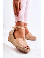 Pohodlné dámské sandály na klínu Světle růžová Dellia Pohodlné dámské sandály na klínu Světle růžová Dellia