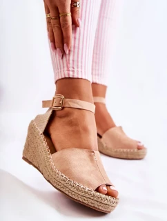 Pohodlné dámské sandály na klínu Světle růžová Dellia