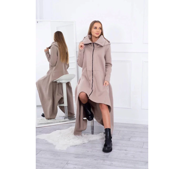 Zateplené šaty s delšími boky model 20648434 béžové - Kesi