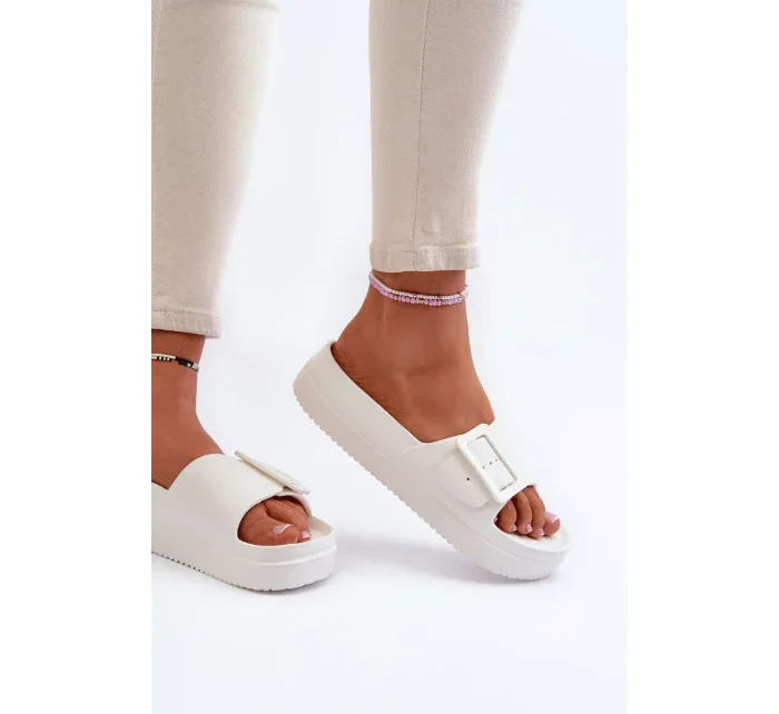 Dámské pěnové pantofle na platformě Big Star - bílá