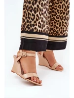 Dámské lakované sandály na klínku Nude Vliraya Dámské lakované sandály na klínku Nude Vliraya