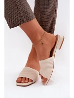 Materiálové dámské pantofle na nízkém podpatku Světle béžové Belissea