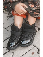 Dětské sportovní šněrovací boty černé model 21634805 - Boto