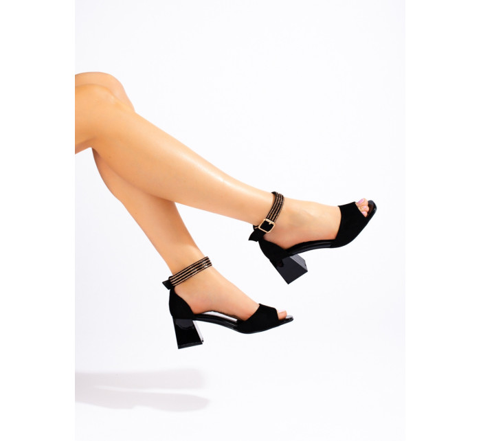Trendy  sandály dámské černé na širokém podpatku