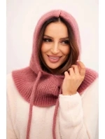 Dámská čepice s kapucí a pleteným vzorem tmavě růžová