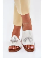 Dámské sandály na plochém podpatku se vázáním stříbrné model 21701710 - EVENTO