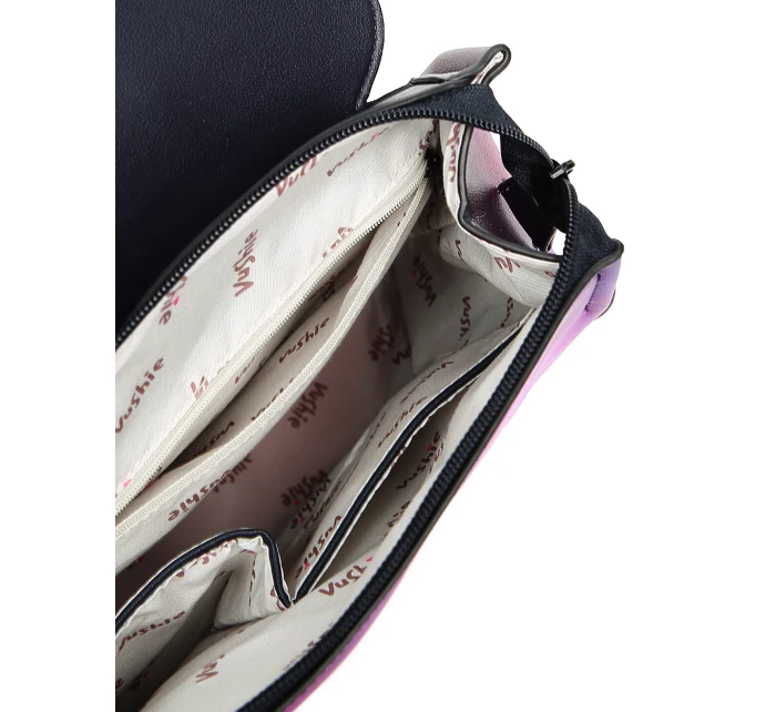 Dámský batoh s klopou Vushie Vivian Rounded Flap Backpack Dámský batoh s klopou Vushie Vivian Rounded Flap Backpack