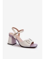 Elegantní sandály na podpatku s ozdobou bílé D&A MR38-156