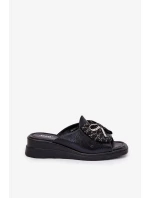 Dámské pantofle na klínu s mašlí – černé Moonzella Dámské pantofle na klínu s mašlí – černé Moonzella