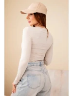 Dámská basic blůza se čtvercovým výstřihem a dlouhým rukávem béžová Dámská basic blůza se čtvercovým výstřihem a dlouhým rukávem béžová