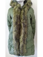 Dámská zimní bunda s kožešinou W749 zelená - Goodlooking Dámská zimní bunda s kožešinou W749 zelená - Goodlooking