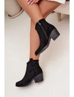 Dámské perforované kotníkové boty na podpatku model 22007400 Černé - S.Barski