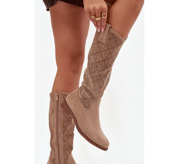 Dámské prolamované kozačky na plochém podpatku S.Barski – béžové