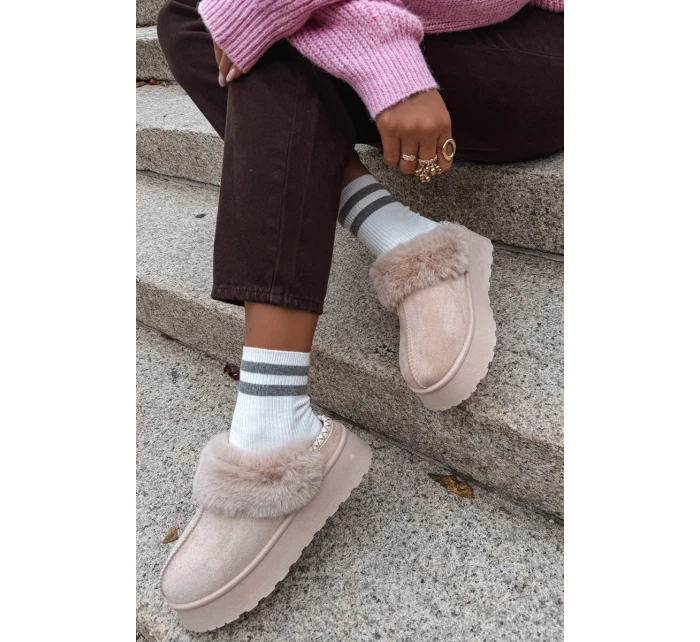 Sněhule Na Platformě S Kožešinou A Přezkou Béžové model 21714727 - Boto Sněhule Na Platformě S Kožešinou A Přezkou Béžové model 21714727 - Boto