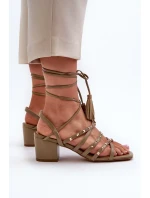 Vázané sandály na nízkém podpatku zdobené cvočky, zelená Chrisele Vázané sandály na nízkém podpatku zdobené cvočky, zelená Chrisele