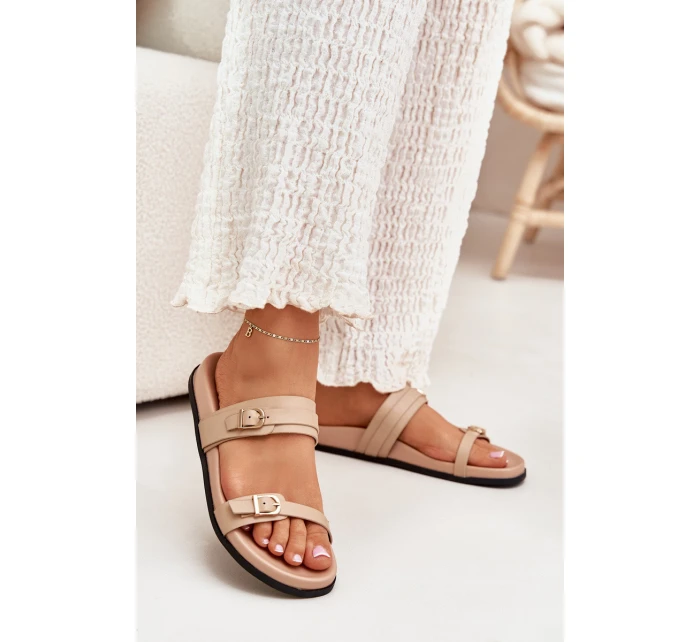 Dámské Pantofle S Přezkami Béžové model 21700025 - Boto Dámské Pantofle S Přezkami Béžové model 21700025 - Boto