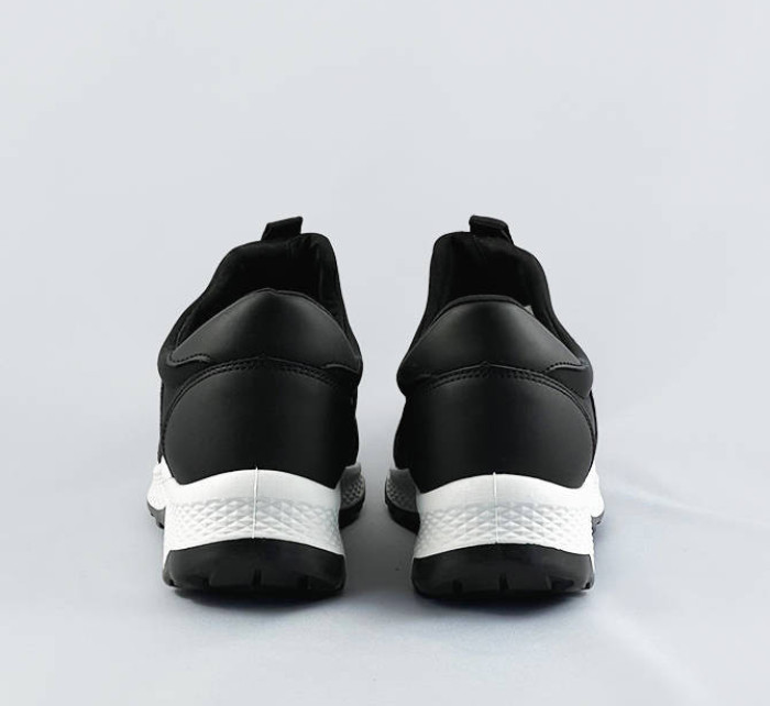 Černé dámské boty slip-on (C1003)
