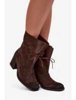 Kožené semišové dámské kotníkové boty na podpatku model 21744772 čokoládové - Zazoo
