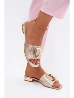 Dámské pantofle na ploché podrážce s ozdobou model 22133676 Zlaté - S.Barski