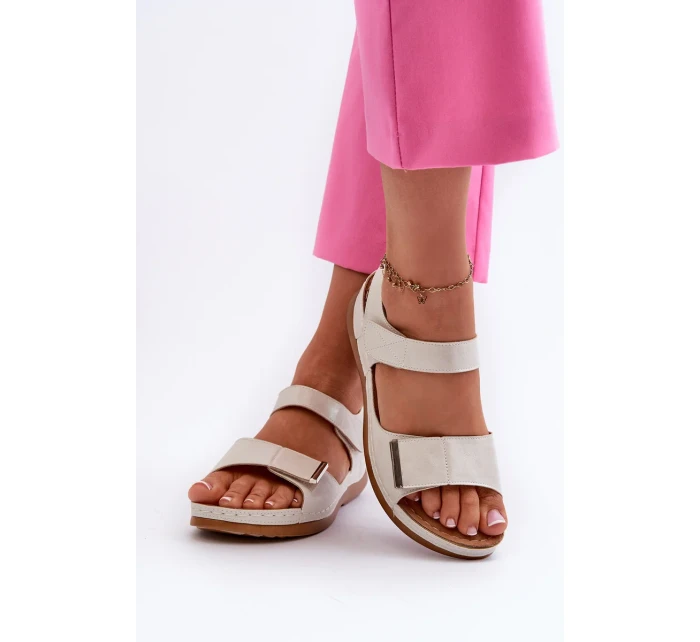 Pohodlné dámské sandály na suchý zip Silver Iphiope Pohodlné dámské sandály na suchý zip Silver Iphiope