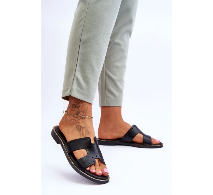 Zazoo 40326 Dámské Žabky S Ozdobnými Výstřihy Černé