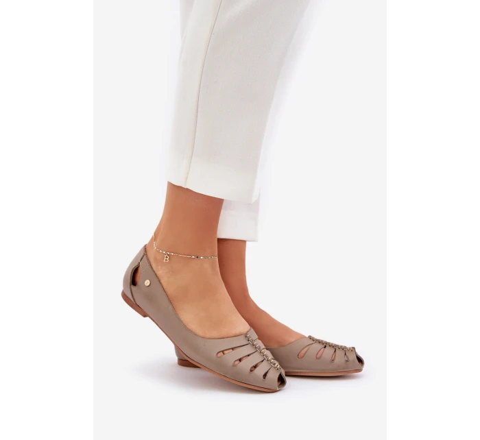 model 21684103 Pohodlné dámské kožené baleríny tmavě béžové - Zazoo