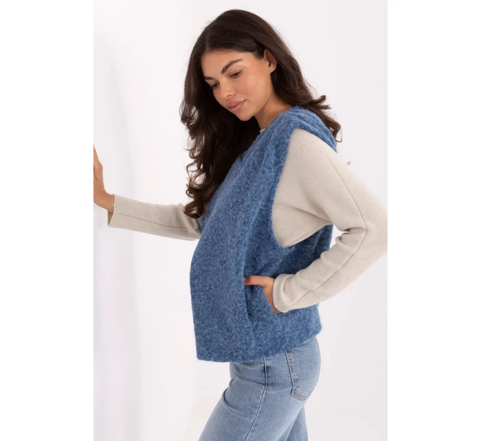 Vesta  model 217873 Rue Paris