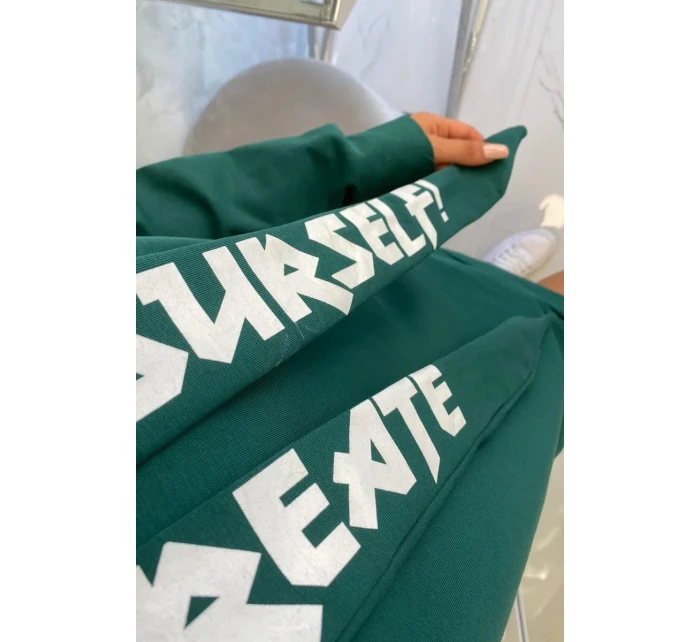 Oversize šaty s kapucí tmavě zelené Oversize šaty s kapucí tmavě zelené