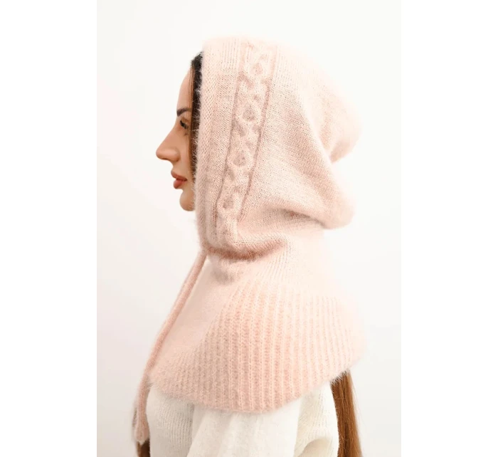 Dámská čepice s kapucí a pleteným vzorem bílá Dámská čepice s kapucí a pleteným vzorem bílá