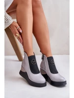 Lakované Kotníkové Boty Na Klínu Zateplené Šedé model 21672137 - VINCEZA