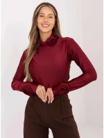 Dámská halenka ve vínové bordó barvě s růžemi model 21818055 - Factory Price Dámská halenka ve vínové bordó barvě s růžemi model 21818055 - Factory Price