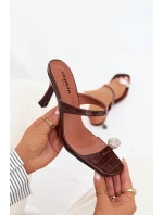 Dámské lodičky na s ozdobným detailem Čokoládové model 21943388 - Boto
